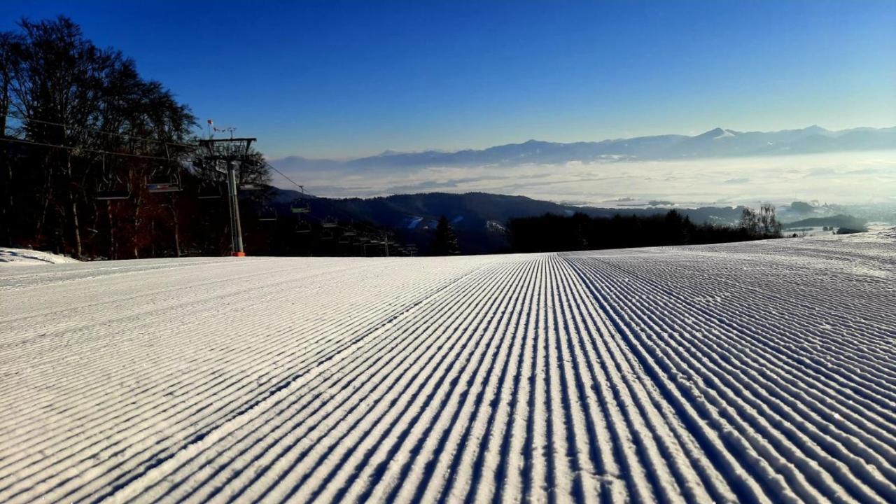 Snowland Apartmany Valča Exterior foto